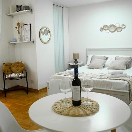 Shabby Roman Studio- Ai Fori Imperiali Luaran gambar