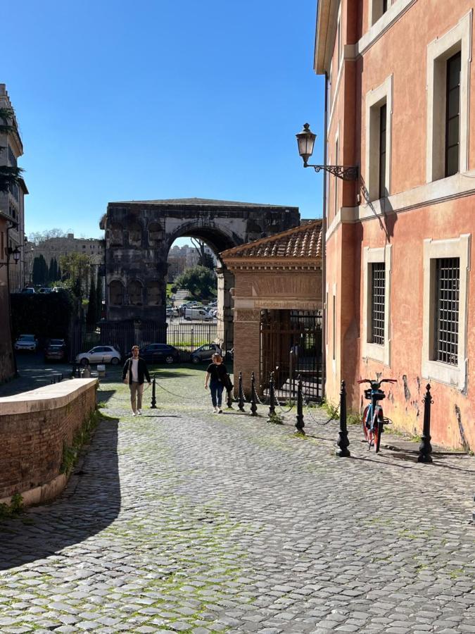 Shabby Roman Studio- Ai Fori Imperiali Luaran gambar