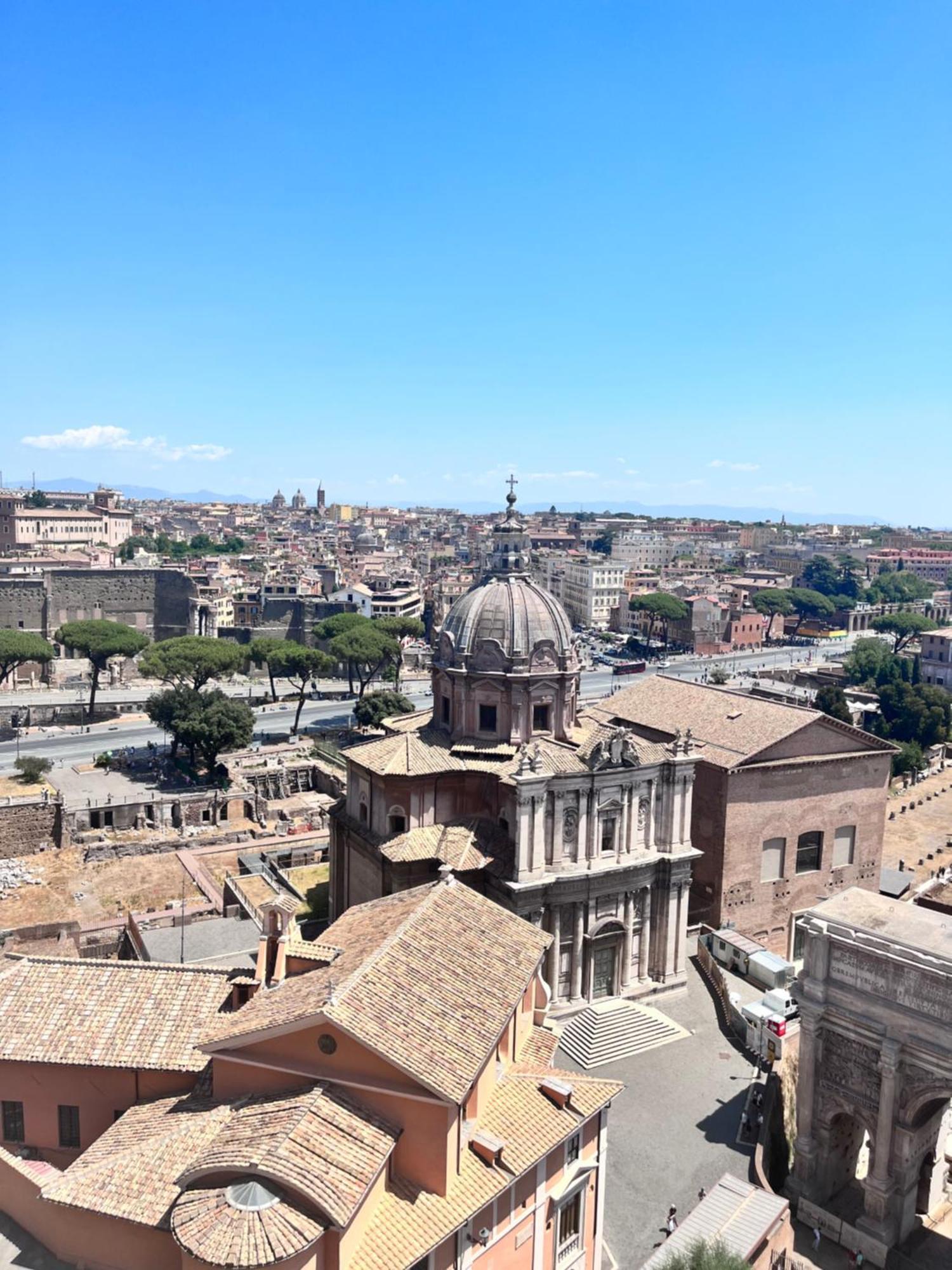 Shabby Roman Studio- Ai Fori Imperiali Luaran gambar